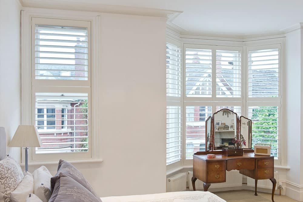 bedroom shutter blinds